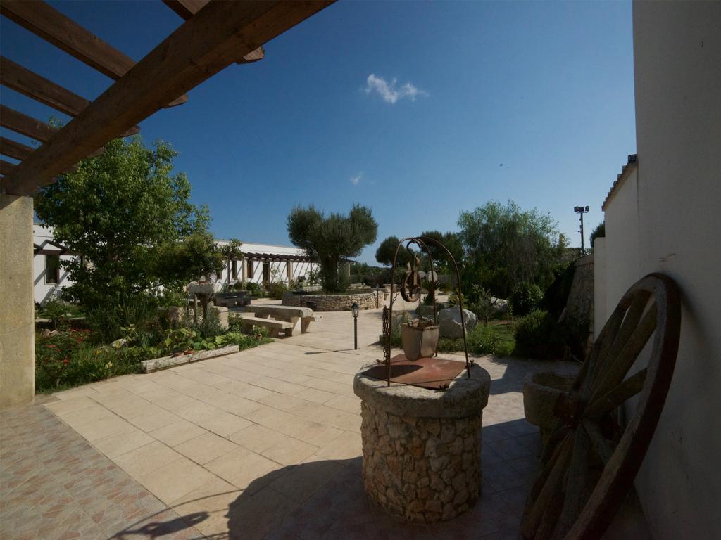 Masseria Cinti Bagnolo del Salento Luaran gambar